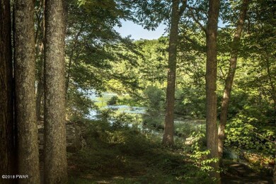 805 Basswood Ct E, Lords Valley, PA 18428 - photo 2