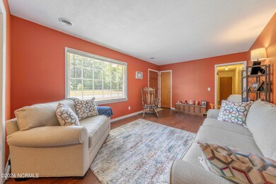 303KellyRd_4