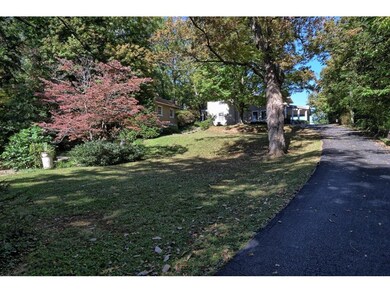 306 Holly St, Johnson City, TN 37604 - photo 3