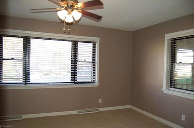 1907 Sewell Dr, Asheboro, NC 27203 - photo 4