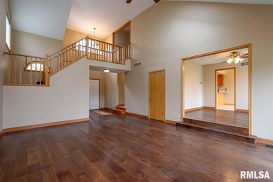 5500 N Pepperwood Ct, Peoria, IL 61615 - photo 4