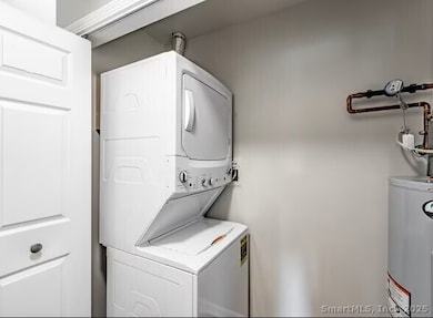 253 W River St, Milford, CT 06461 - photo 6