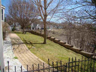 41 Lori Jean Place, Troy, NY 12182 - photo 3