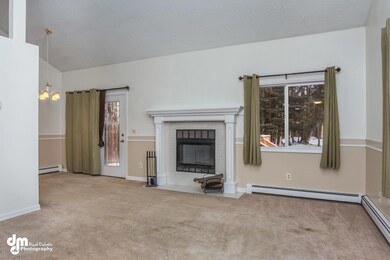 8321 Frank St Anchorage AK-large-021-17-