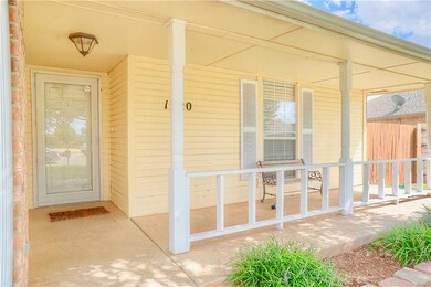 1320 Washington Cir, Moore, OK 73160 - photo 3