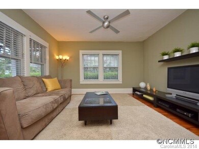 Living room, oak floors