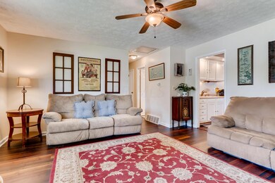 387 Westport Drive Groveport-print-007-0