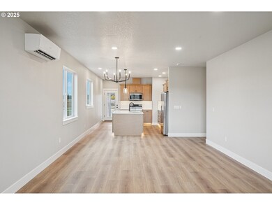 312 Eminence Ave, Winlock, WA 98596 - photo 7