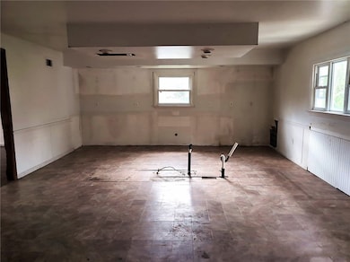 34 Walnut Ave, Dunbar, PA 15431 - photo 7