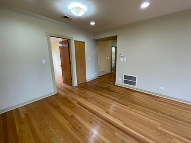 6456 N Fairfield Ave unit 1, Chicago, IL 60645 - photo 5