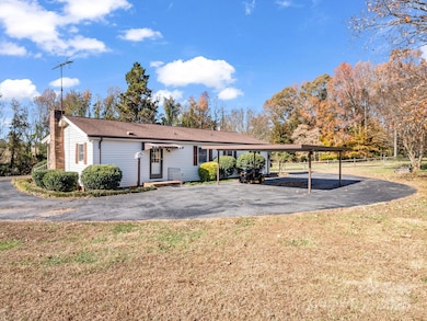 1640 Lithia Springs Rd, Shelby, NC 28150 - photo 7