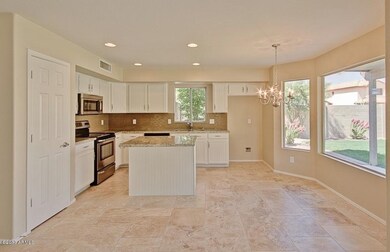 Kitchen Picture 1