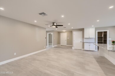 06 Living Room