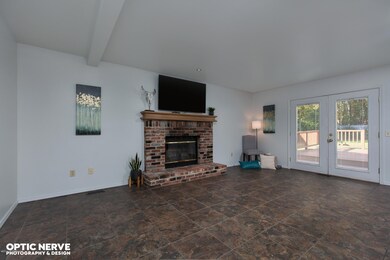 Family Room/Den
