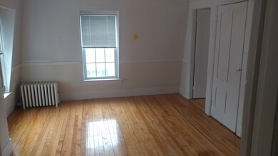 61 Central St unit 2, Fitchburg, MA 01420 - photo 4