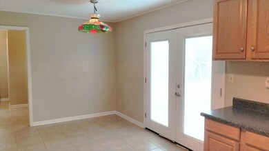 9609 Donchester Cir, Moss Point, MS 39562 - photo 6