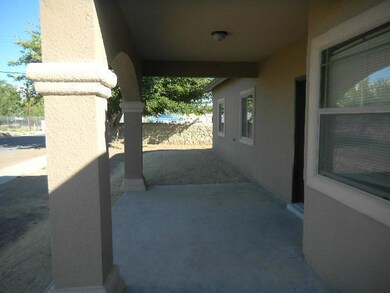 7525 Franklin Dr, El Paso, TX 79915 - photo 5