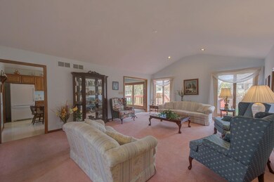 619 N Wren Ln, Griffith, IN 46319 - photo 4