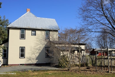 Back of House w/Parking