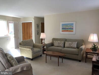 606 Delano Dr SE, Vienna, VA 22180 - photo 4