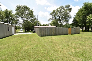 110 W Goss St, Kentland, IN 47951 - photo 7