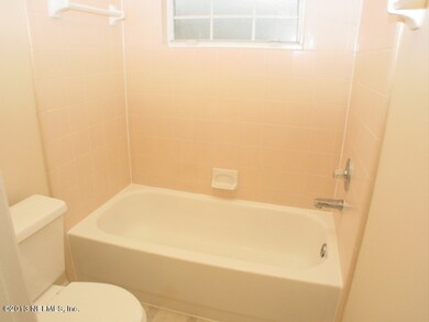 3967 Hunters Lake Cir E, Jacksonville, FL 32210 - photo 5