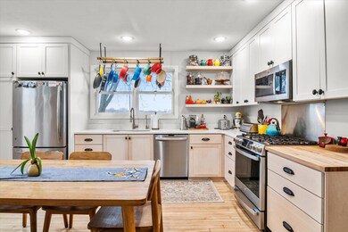 Ample Cabinet space & shelving