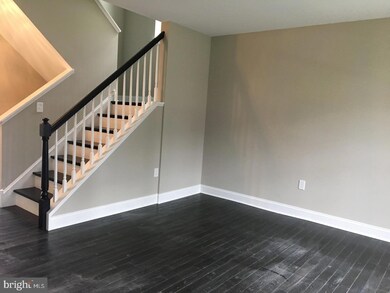 1009 Juniper St, Quakertown, PA 18951 - photo 2