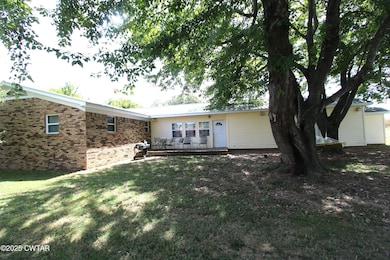 250 Glover St, Atwood, TN 38220 - photo 2