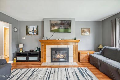07-5205-E-Brookfield-Dr-East-Lansing-MI-