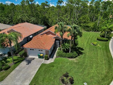 6066 Highwood Park Ct, Naples, FL 34110 - photo 4