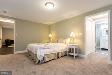 5876 Oakland Rd, Sykesville, MD 21784 - photo 7