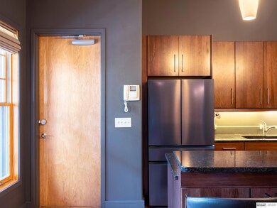 1314 O St unit 201, Lincoln, NE 68508 - photo 5