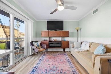 101 Seahorse Ln unit D2, Carolina Beach, NC 28428 - photo 3