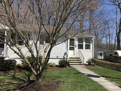 11 Batten St, Webster, MA 01570 - photo 3