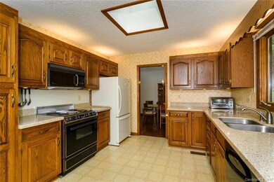 7 Elmwood Ln, Asheville, NC 28803 - photo 5