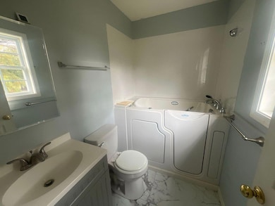Bathroom-9038930