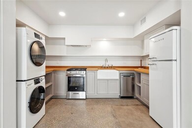 3232 Grand Route Saint John St unit 1B, New Orleans, LA 70119 - photo 4