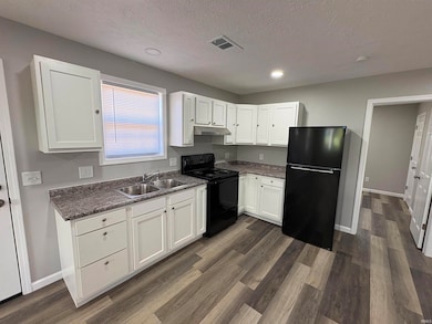 112 W 2nd St, Birdseye, IN 47513 - photo 7