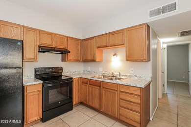 1146 E Hatcher Rd unit C, Phoenix, AZ 85020 - photo 7