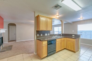 12014 Bunny Ln, Pinehurst, TX 77362 - photo 5