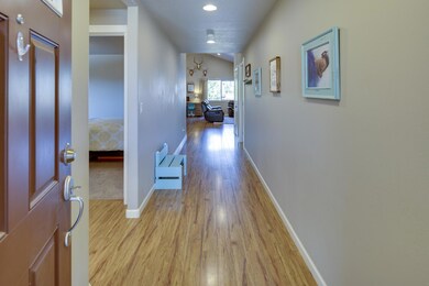 2969 SW Obsidian Ln, Redmond, OR 97756 - photo 4