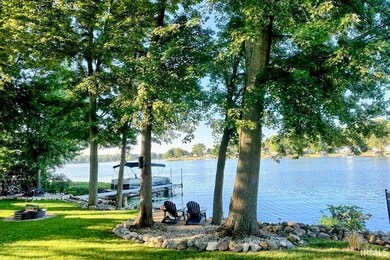 2644 E Skinner Lake Dr N, Albion, IN 46701 - photo 2