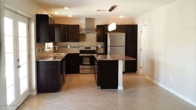 3830 - Kitchen6