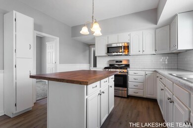 9-web-or-mls-663 High St SW, Grand Rapid