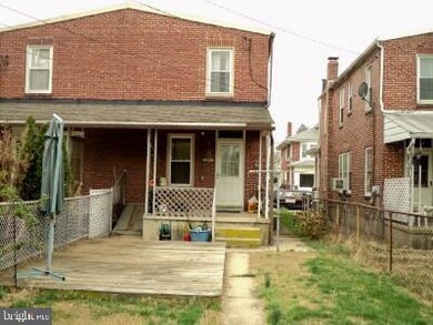 2303 Hoffer Ave, Reading, PA 19605 - photo 2