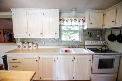 159 Pleasant St, Rockland, MA 02370 - photo 6