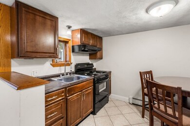 7 A Scott St unit A, Woburn, MA 01801 - photo 3