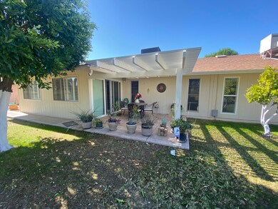 18633 N Conestoga Dr unit 50, Sun City, AZ 85373 - photo 2