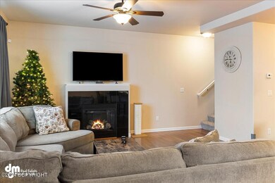04-Living Room_ELI06800